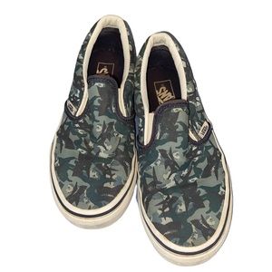 Van’s youth kid’s sz 3 shark Slipon GUC